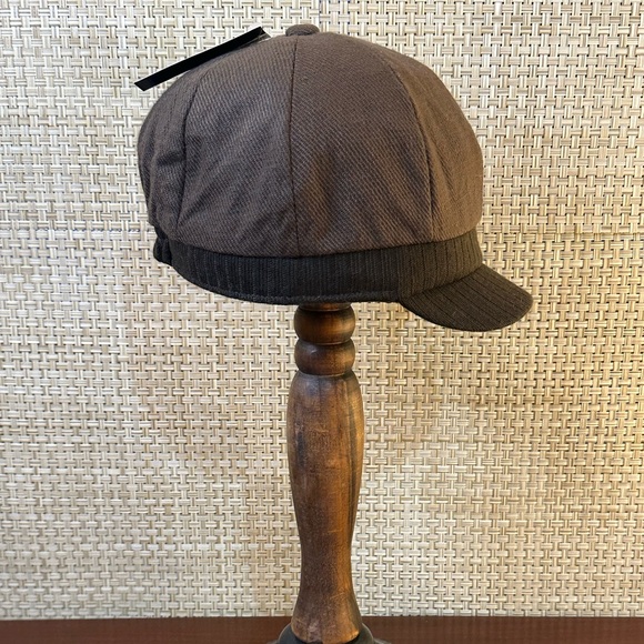 🌟HP🌟Brown Twill Cabbie Hat with Knitted Brim and Rose Accent by Angela & William - Picture 4 of 11